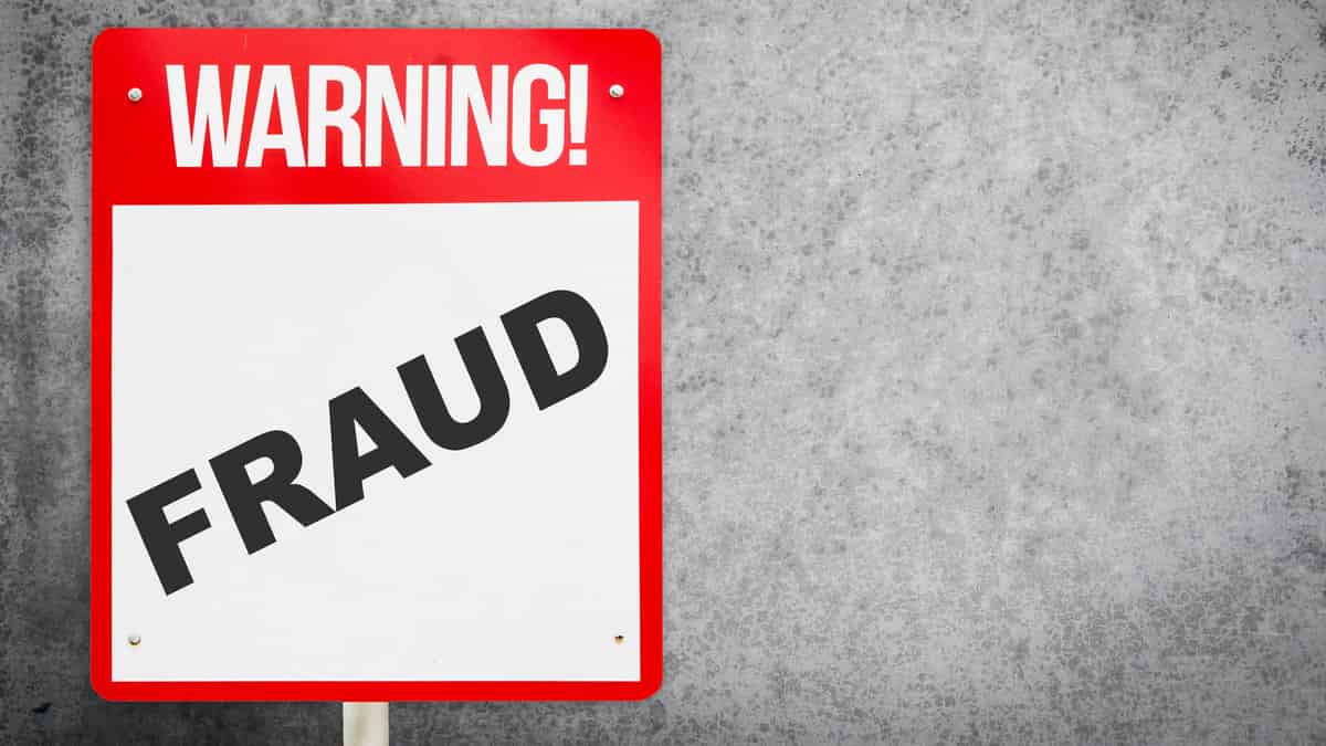 GoCash Online Loan App Fraud Chinese National arrested from Delhi International Airport