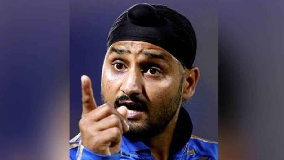 Harbhajan Singh Is angry over a tweet by a Pakistani; Said Shame On you