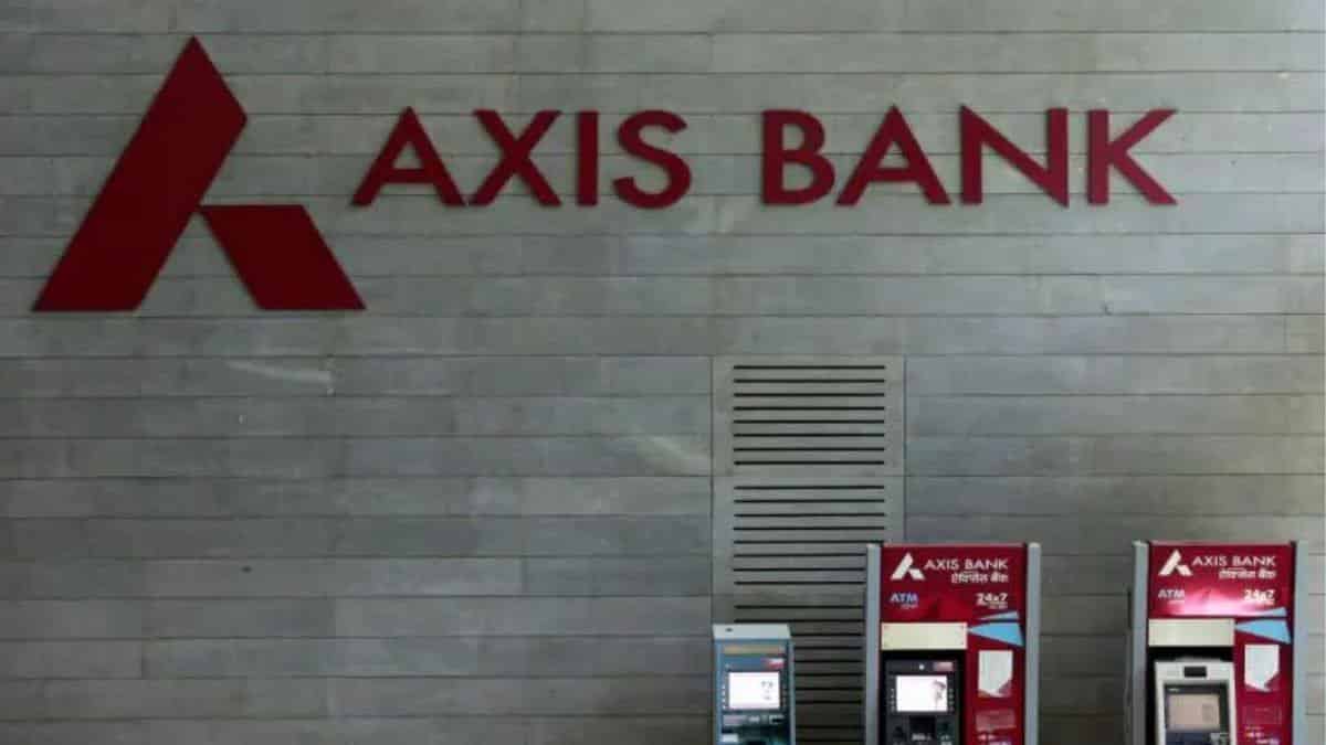 In Q2, Axis Bank reports its highest-ever quarterly profit of Rs 3,133 crore, up 86 percent from the previous quarter; it also tops expectations