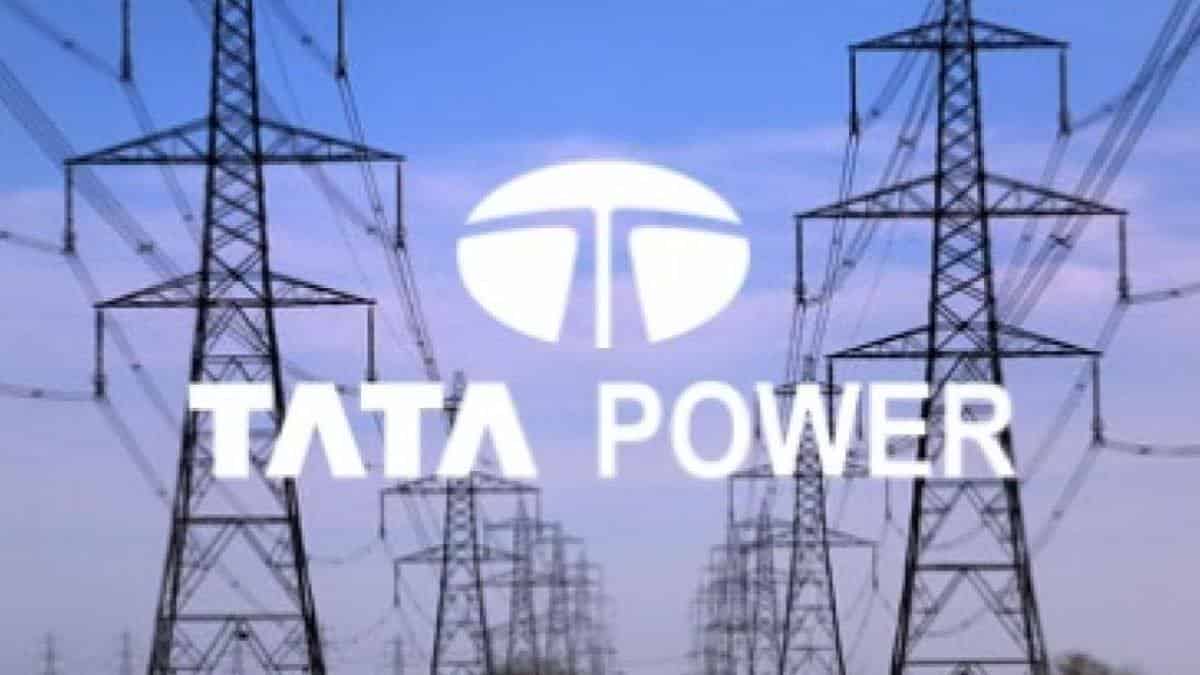 On greater revenues, Tata Power's profit jumps 51% to $421 million