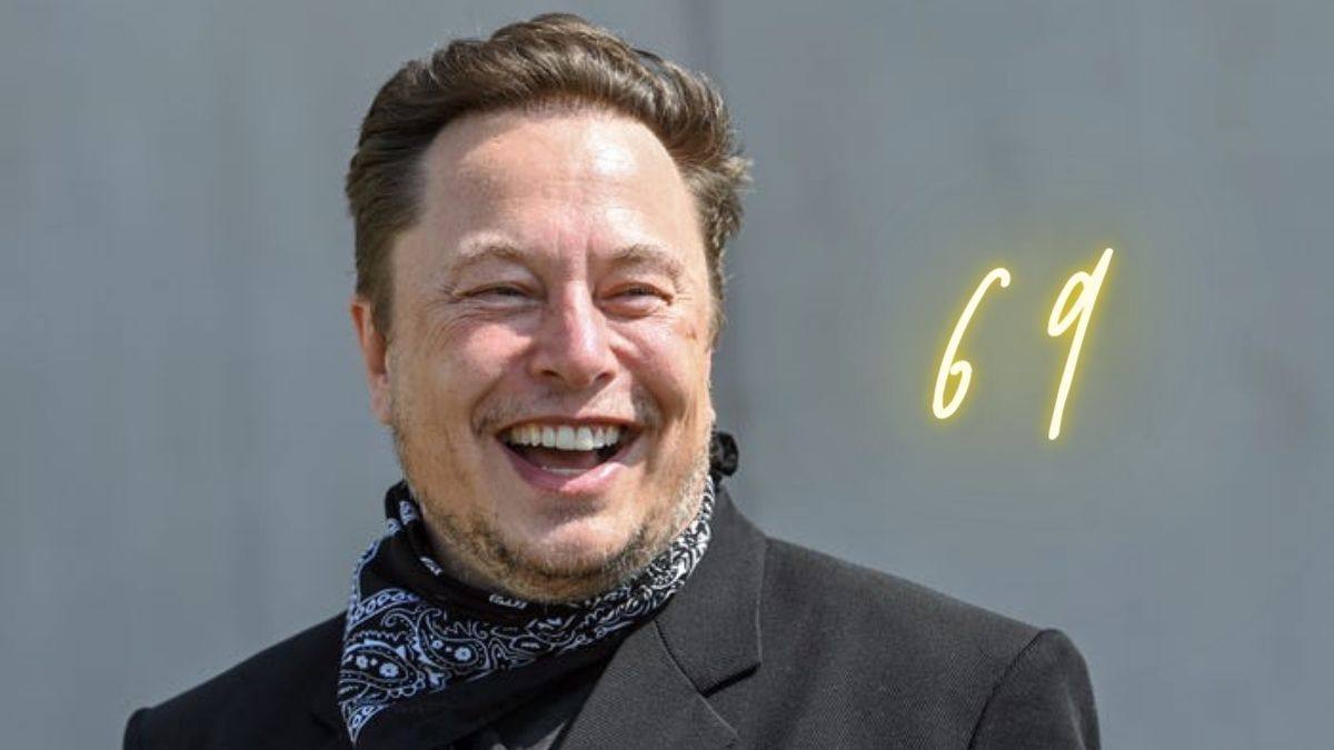 Elon Musk jokes about History has a dark sense of humor