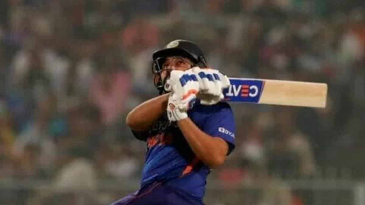 India Vs New Zealand Captain Rohit Sharma completed his half-century, But is out at 56