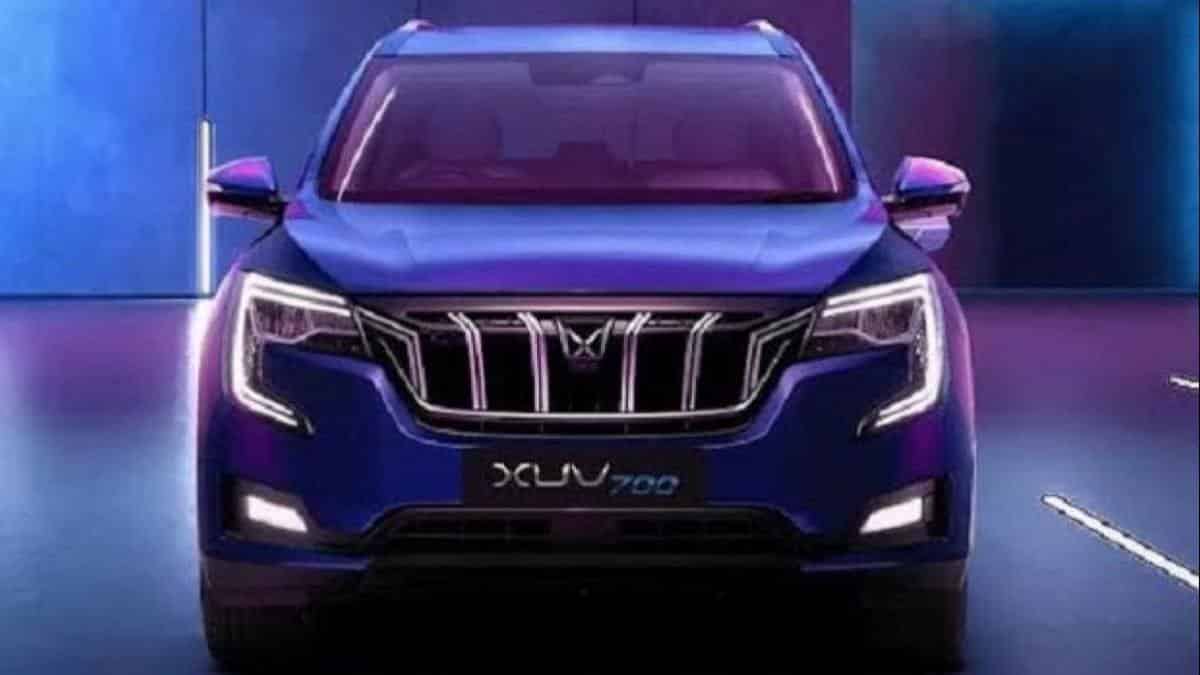 Mahindra & Mahindra's second-quarter profit increased by more than eightfold to Rs 1,432 crore