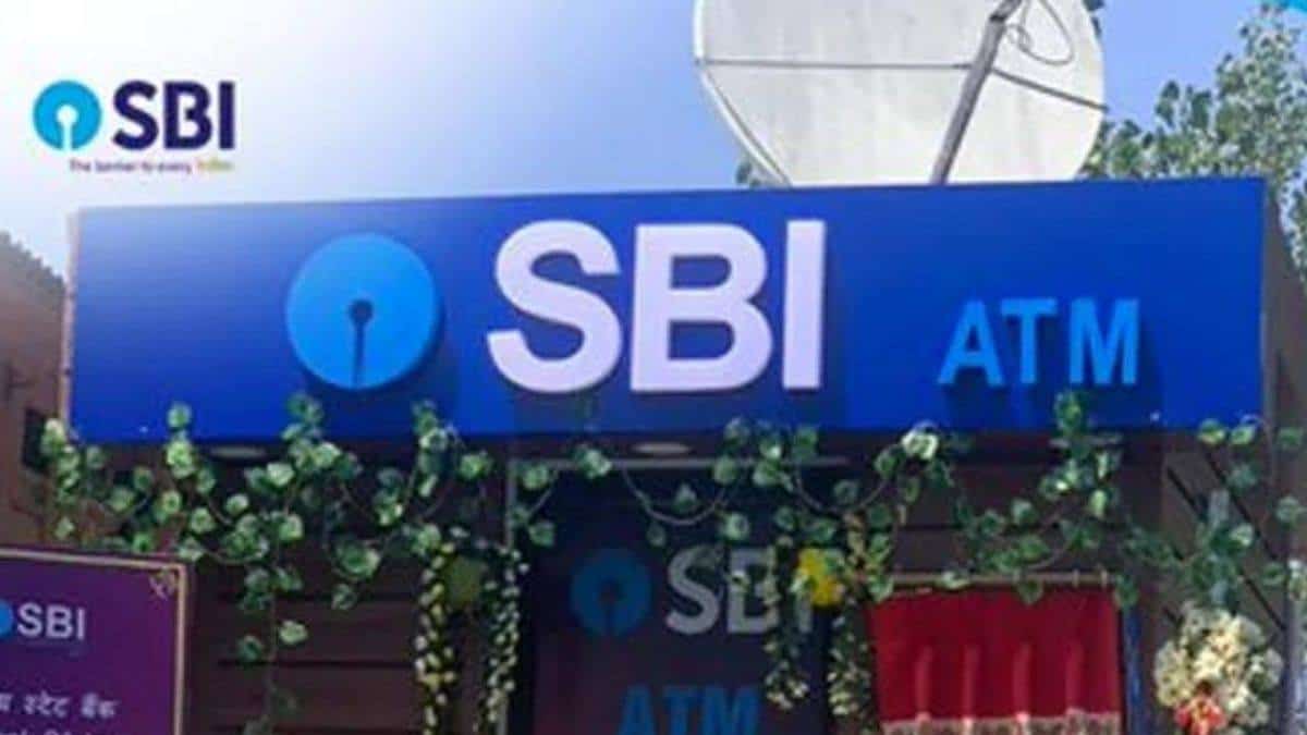 Robbery at SBI Bank in Dahisar, employee shot dead by robbers