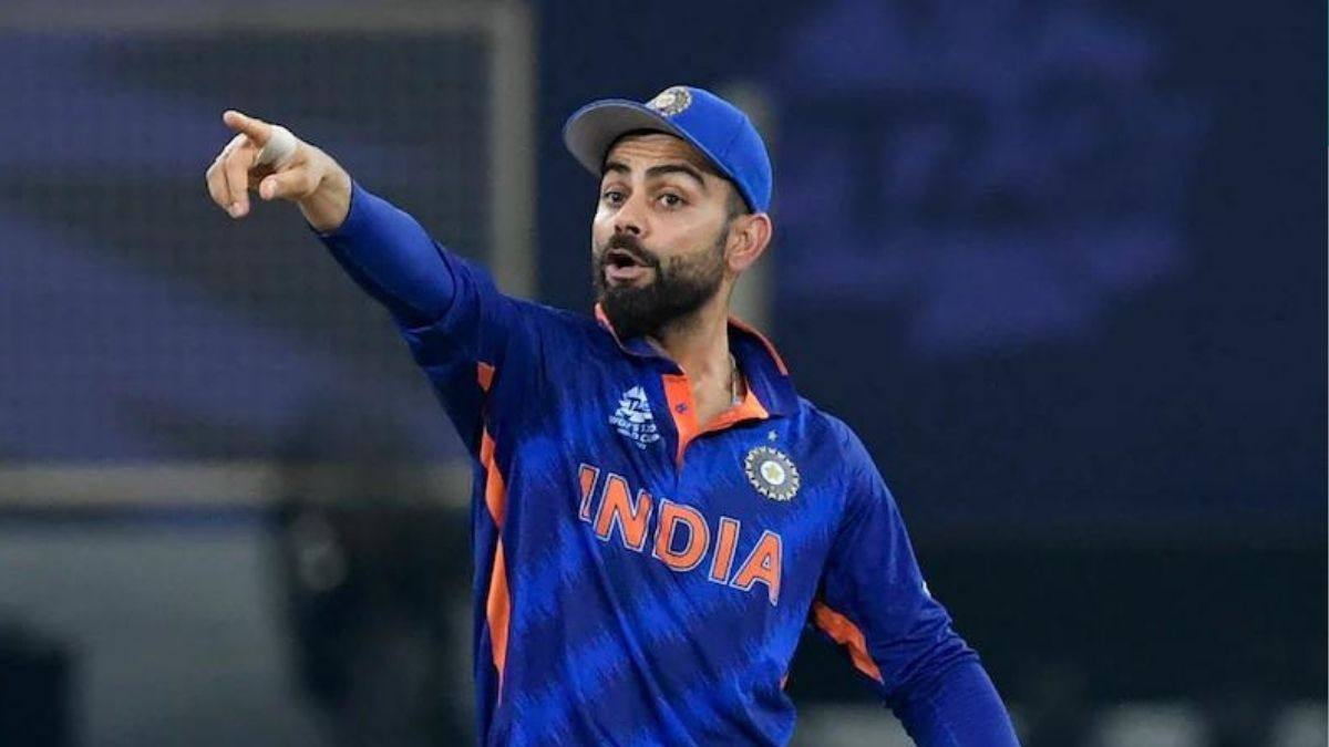 Virat Kohli Trolls Umpire During 2nd Test Between India and New Zealand at Wankhede; Video Goes Viral | WATCH