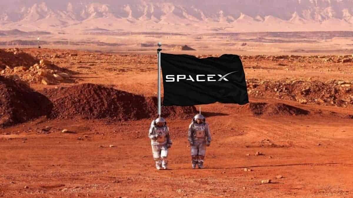 Lie back and think of Mars, Elon Musk is actually working on it