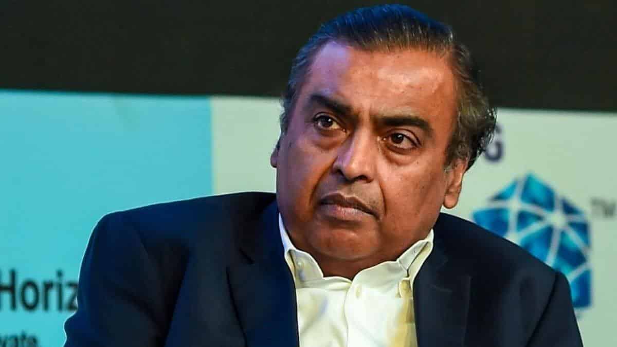 Mukesh Ambani Binance CEO