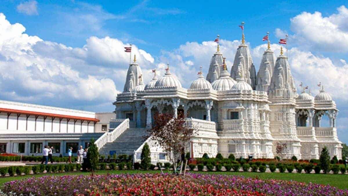 Canadian Truckers Protest : Hindu Temple Vandalised , Cash stolen from donation boxes