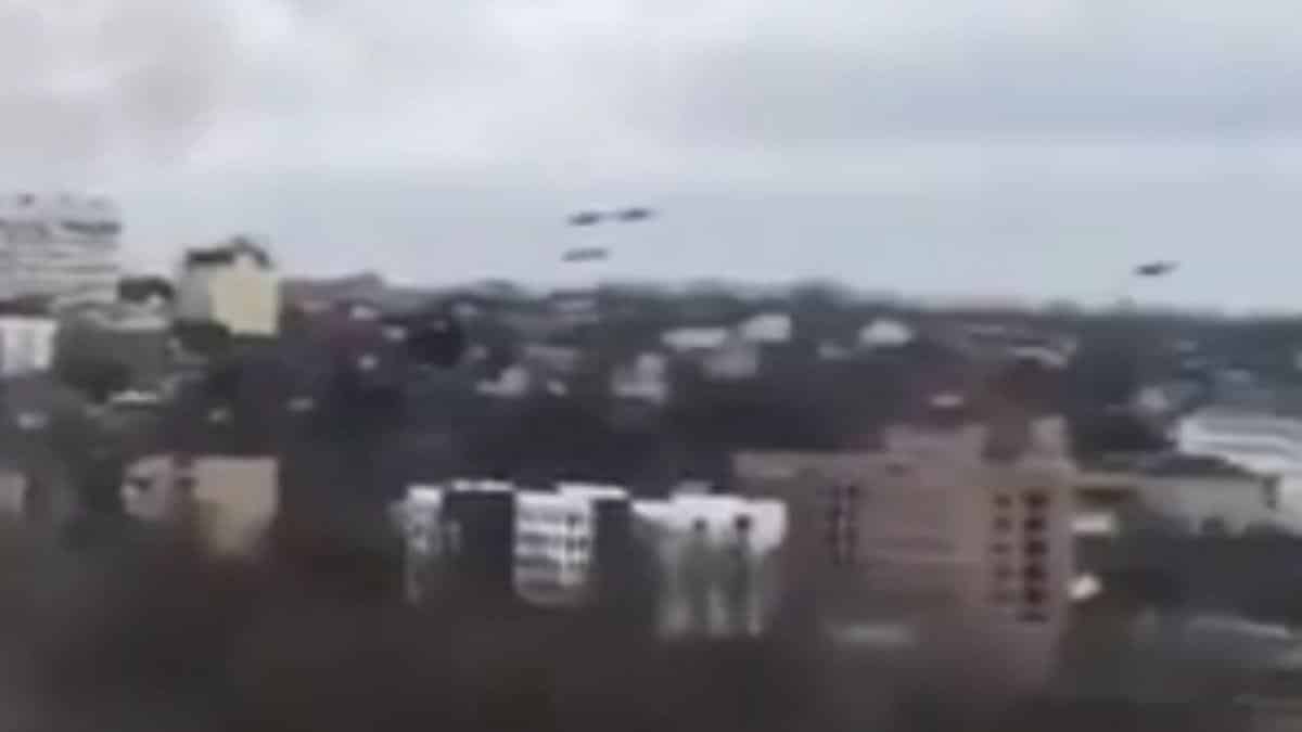 Latest video of Russian attack helicopters roaming the skies Kyiv