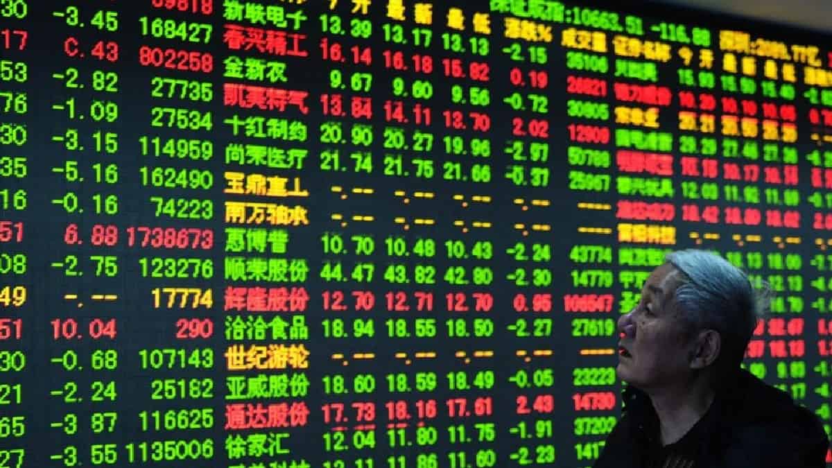 Asian markets trim loss