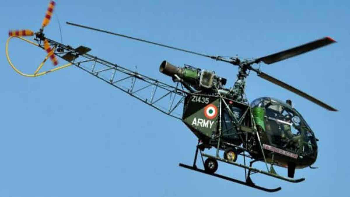 Indian army's cheetah helicopter crashes in Gruez sector