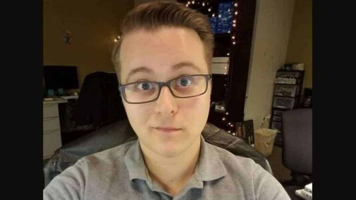 Jeff Craven, a Commoner and the only person followed by Twitter