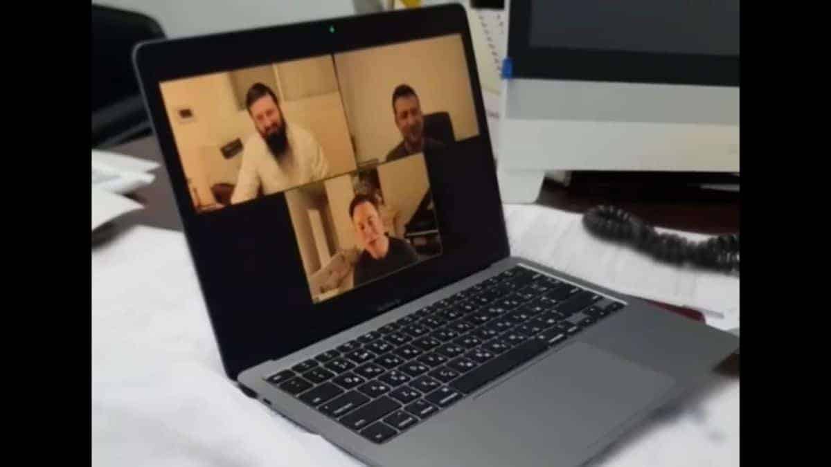 Volodymyr Zelenskyy Invites Elon Musk to Ukraine after the war