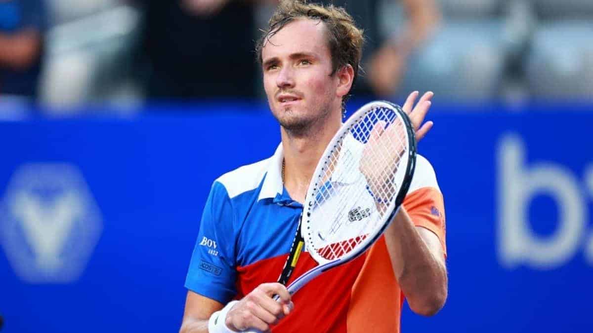 As talks continue, Wimbledon is 'free' to ban Daniil Medvedev and other Russian players