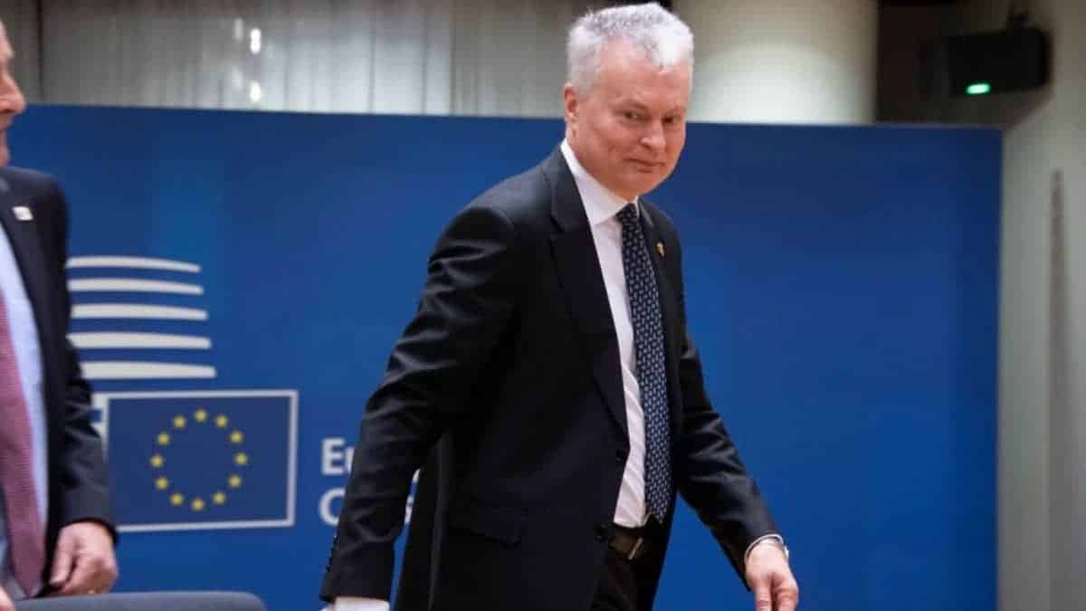 Lithuania halt Russian gas imports