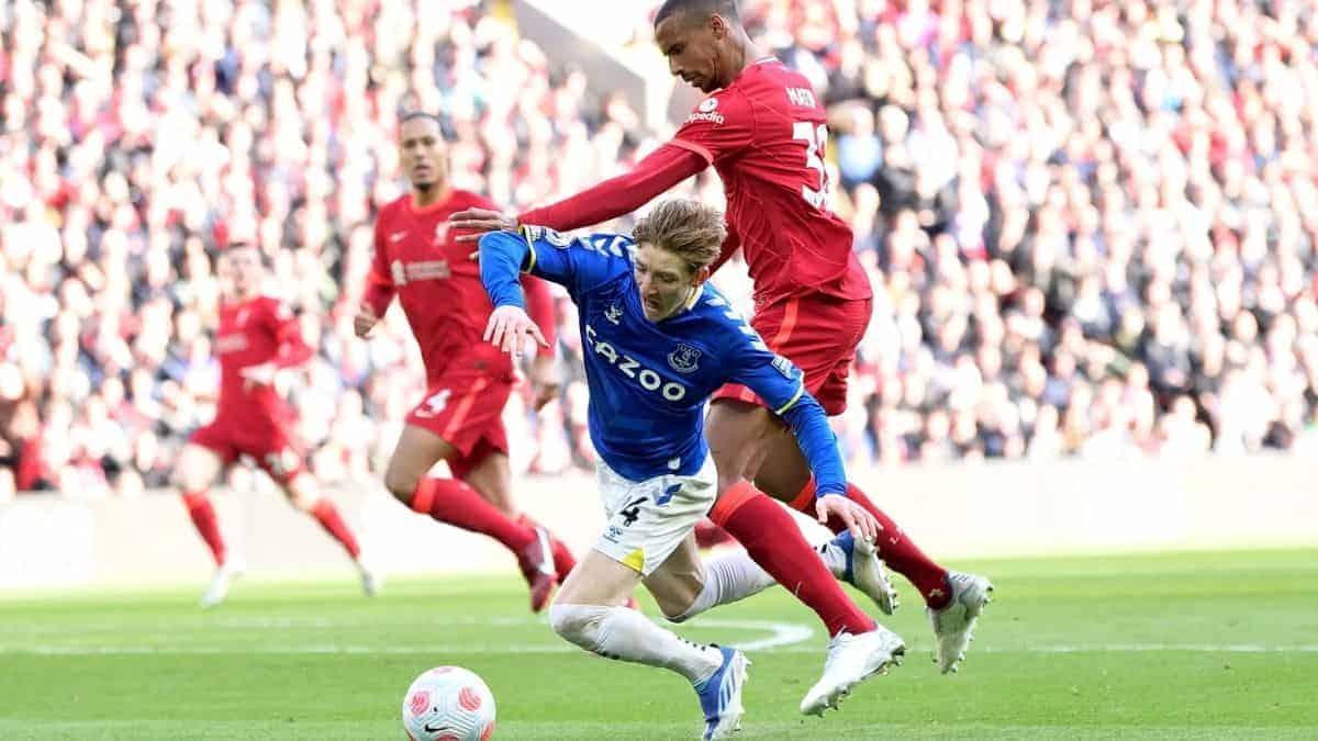 Everton not happy with Gordan's penalty