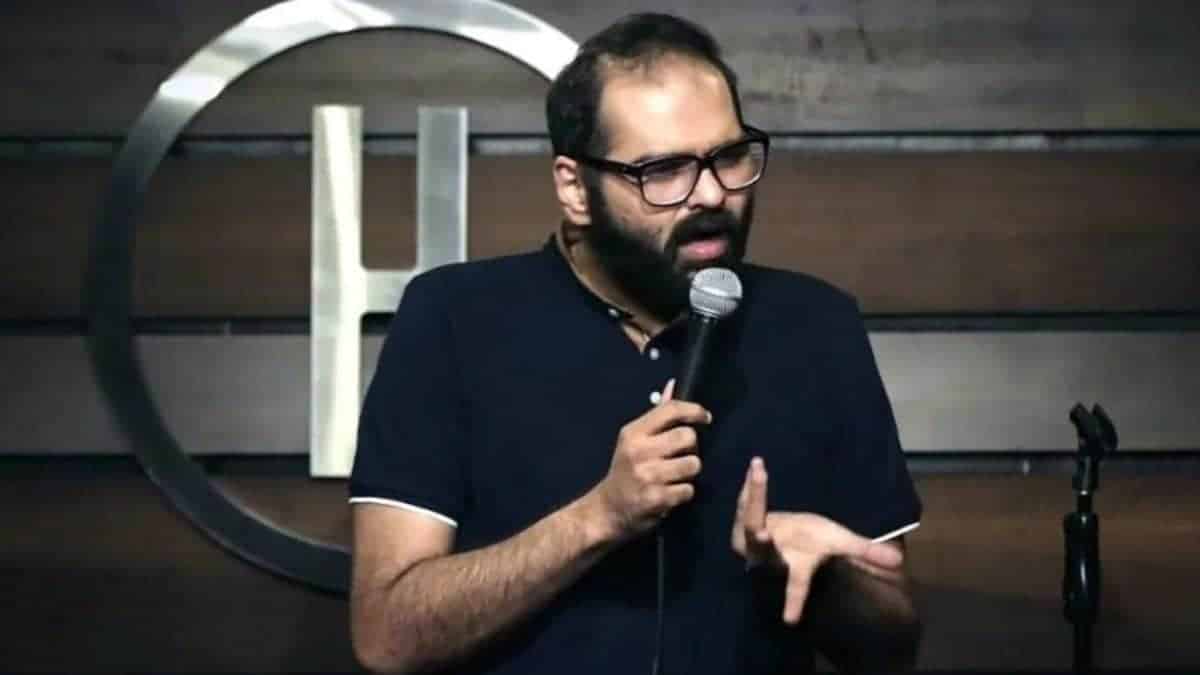 Indian Comedian Kunal Kamra in trouble