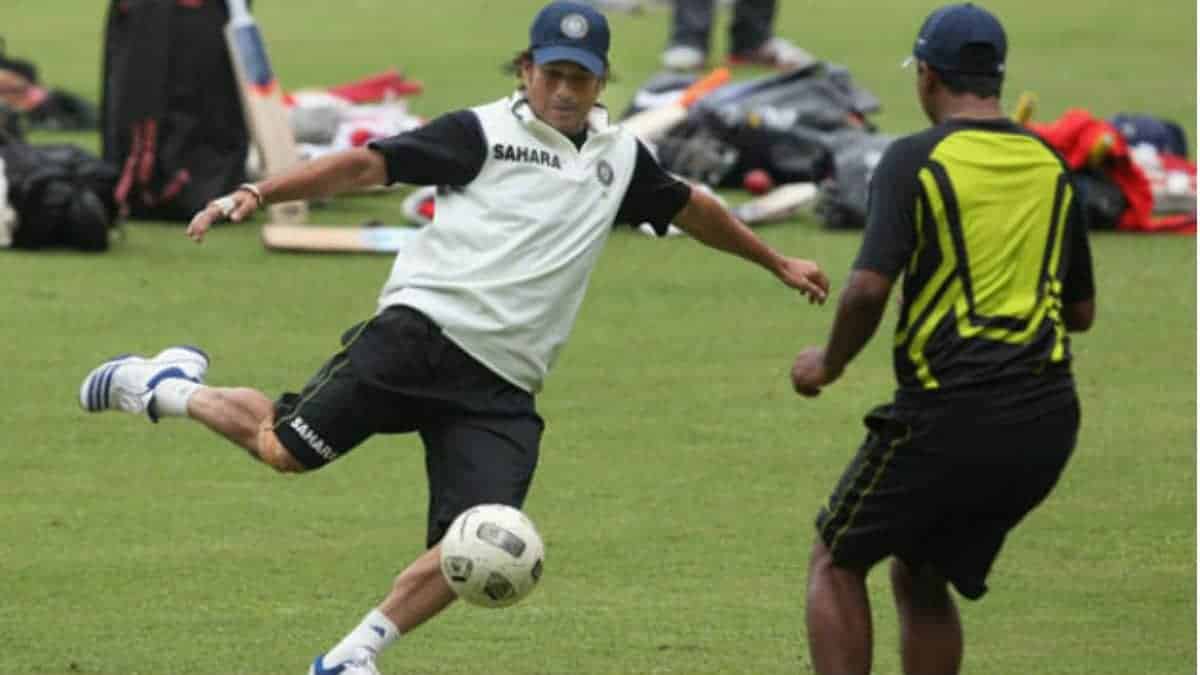 Top Indian Cricketers who Love Football