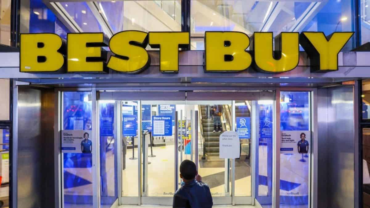 Best Buy Co.: Revenue in the First Quarter Exceeds Expectations