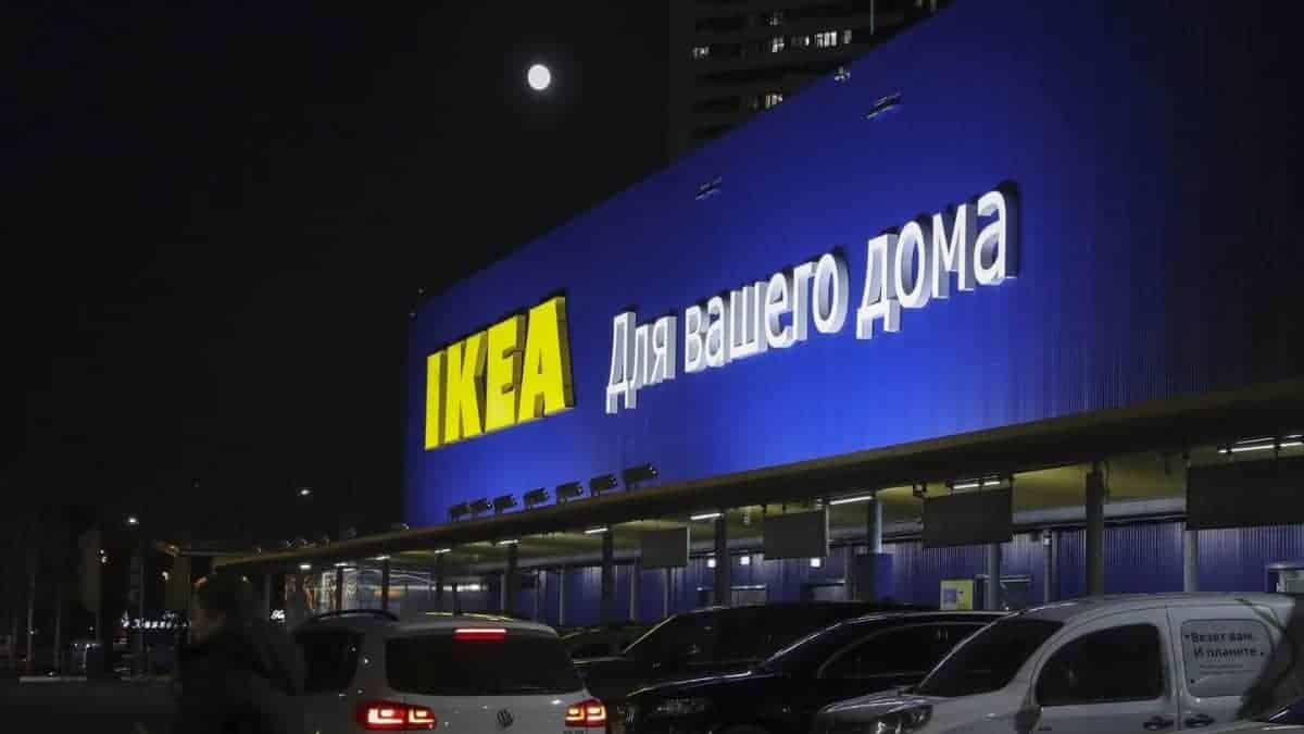 IKEA Will Pay Its Employees In Russia Through August