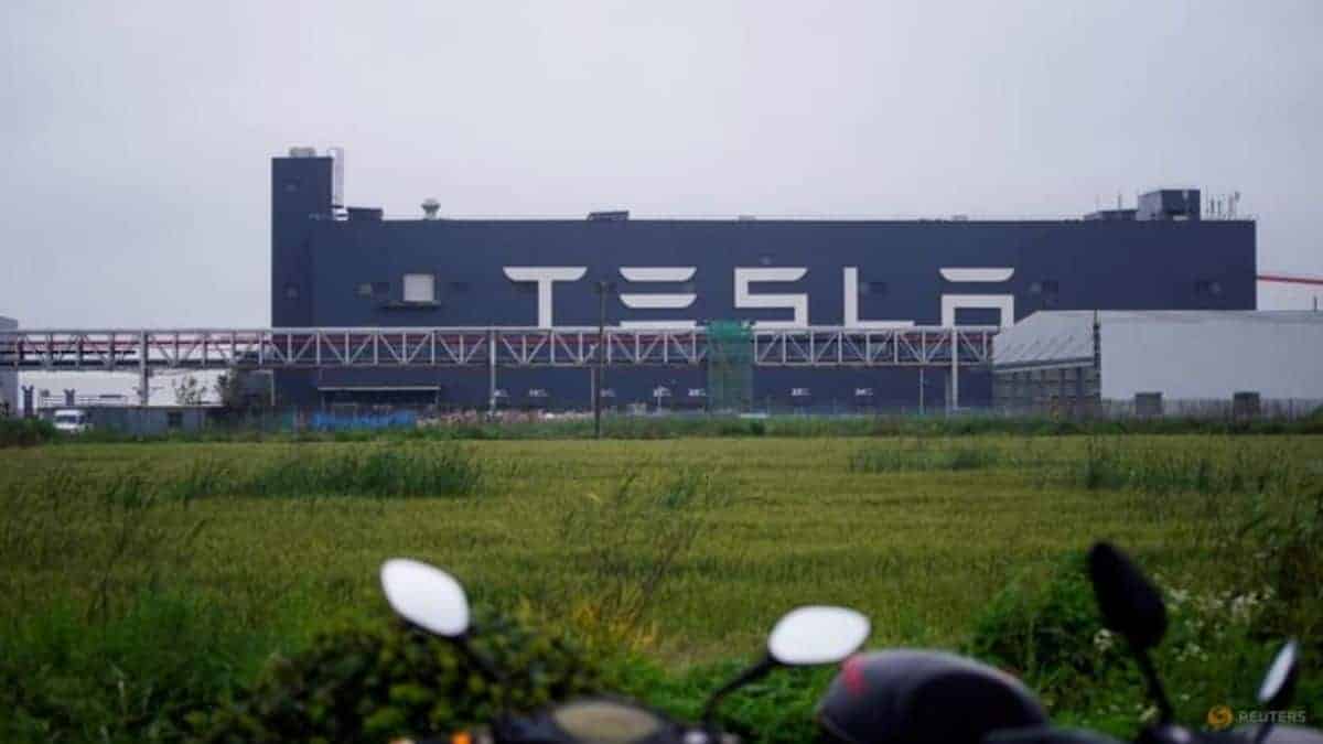 Tesla delivers 4,767 automobiles from Shanghai facility, marking the company's first export since its reopening