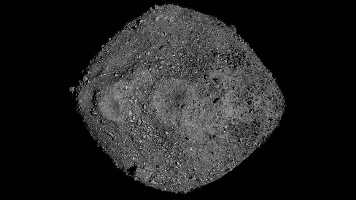 NASA's OSIRIS-REX have discovered that the heat from the Sun cracked the rocks on asteroid Bennu