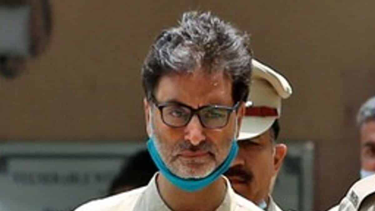 Yasin Malik, a separatist from Kashmir, begins a hunger strike in Tihar Jail