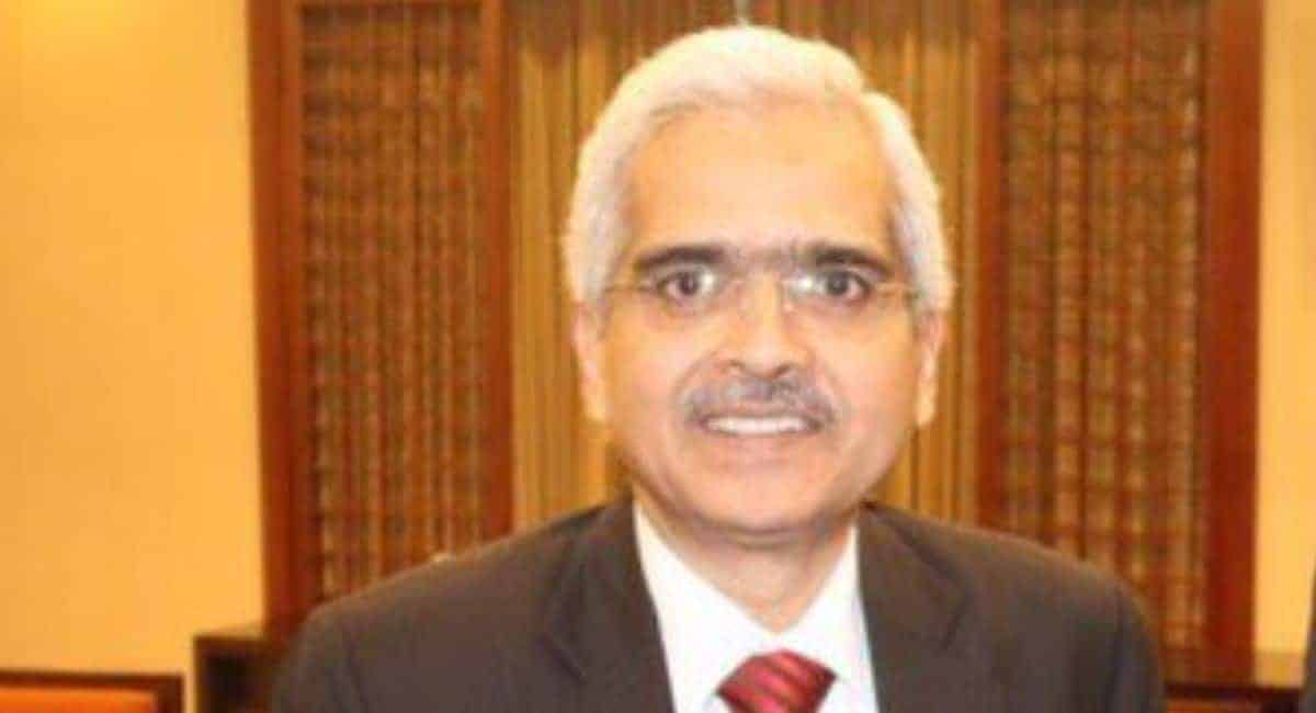 Our endeavor is to ensure there is orderly evolution of rupee in both ways