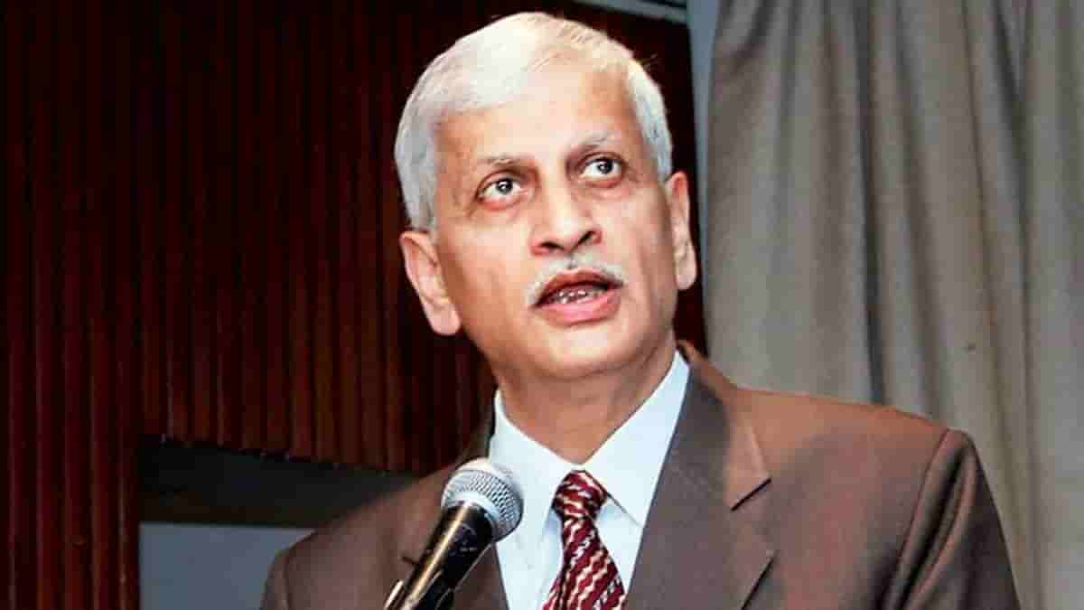 Subramaniam swamy : Lalit is fine judge and will make a super CJI