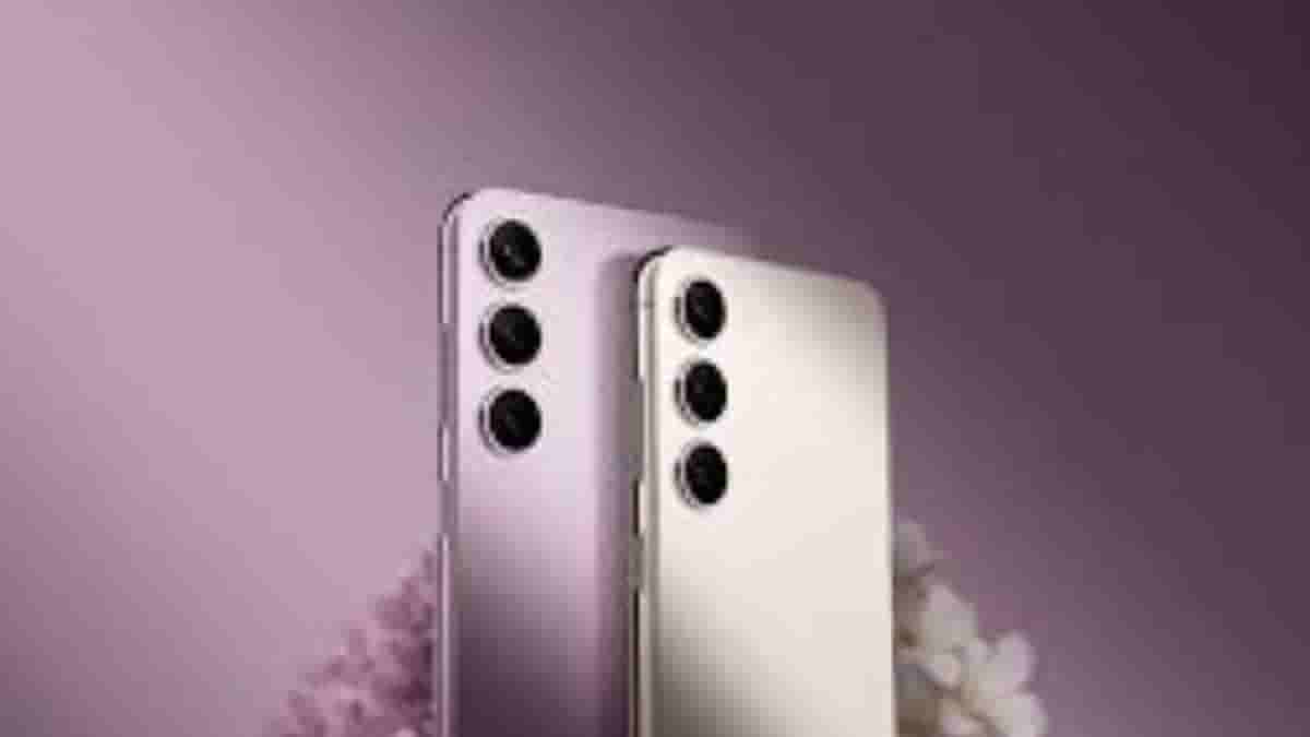 Samsung Galaxy smartphones Android 14 OS