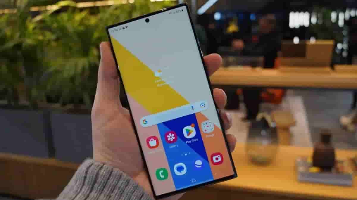 Samsung Starts Preparing its App for One UI 6.0 Support