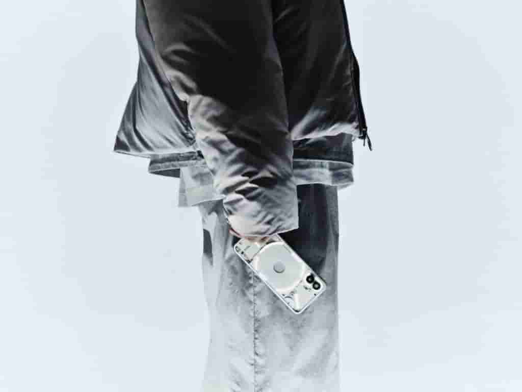 Nothing Phone (2) - 1
