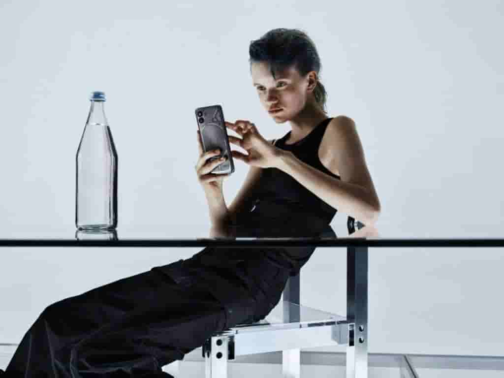 Nothing Phone (2) - 2