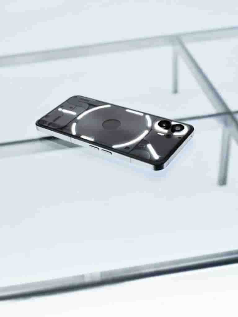 Nothing Phone (2) - 4