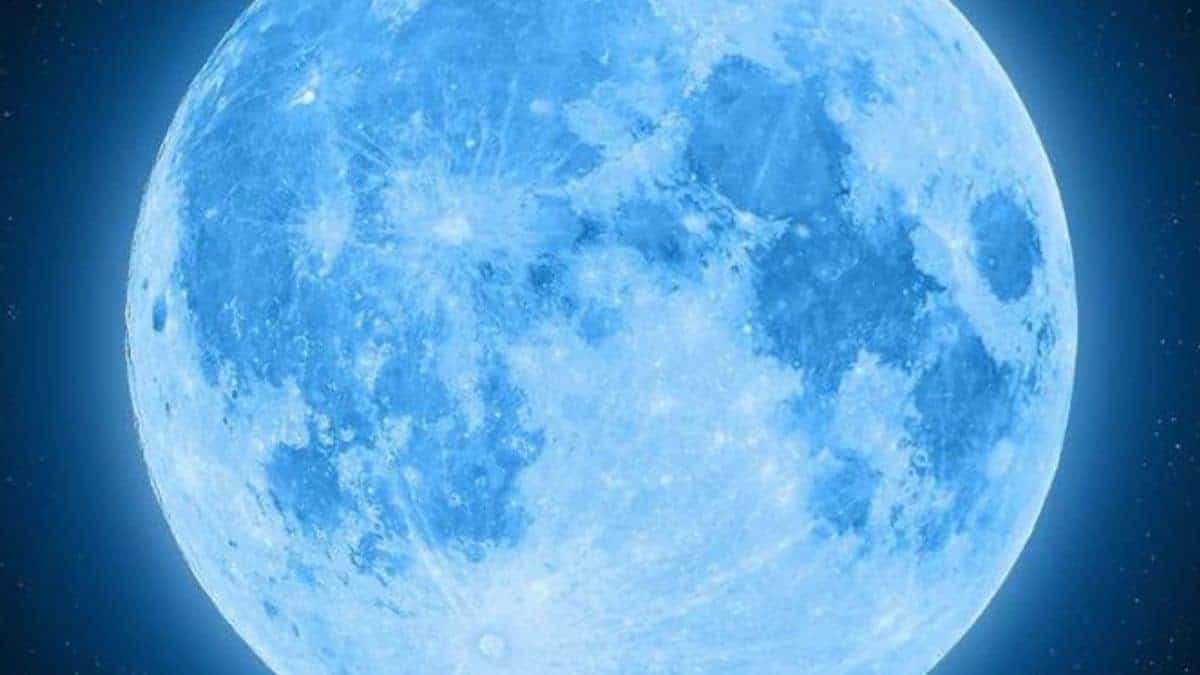 Super Blue Moon