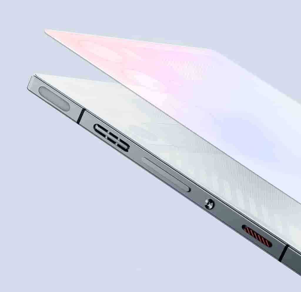 Red Magic 9 Pro - Flat Rear Panel Design