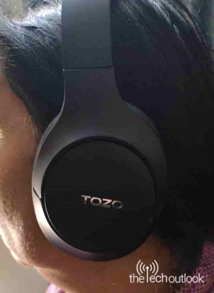 TOZO HT2 On Ear Look