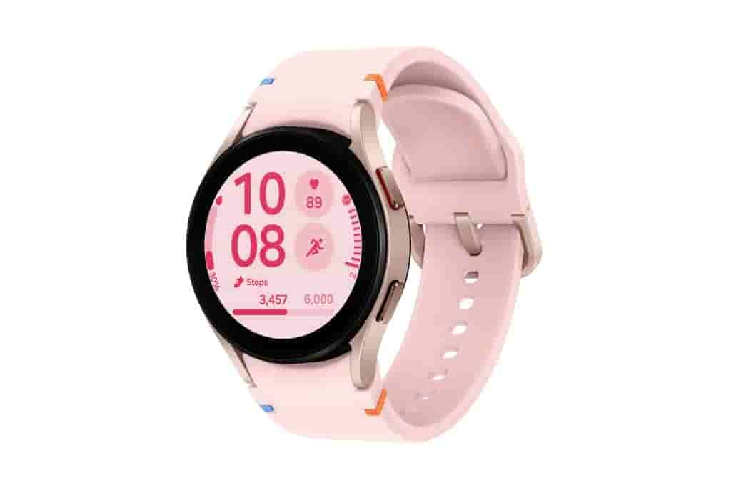 009-galaxy-watch-fe-pinkgold-r-perspective