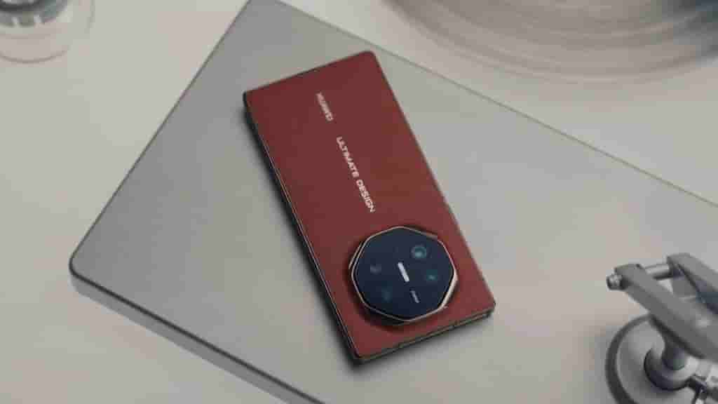 Huawei_Mate_XT[1]