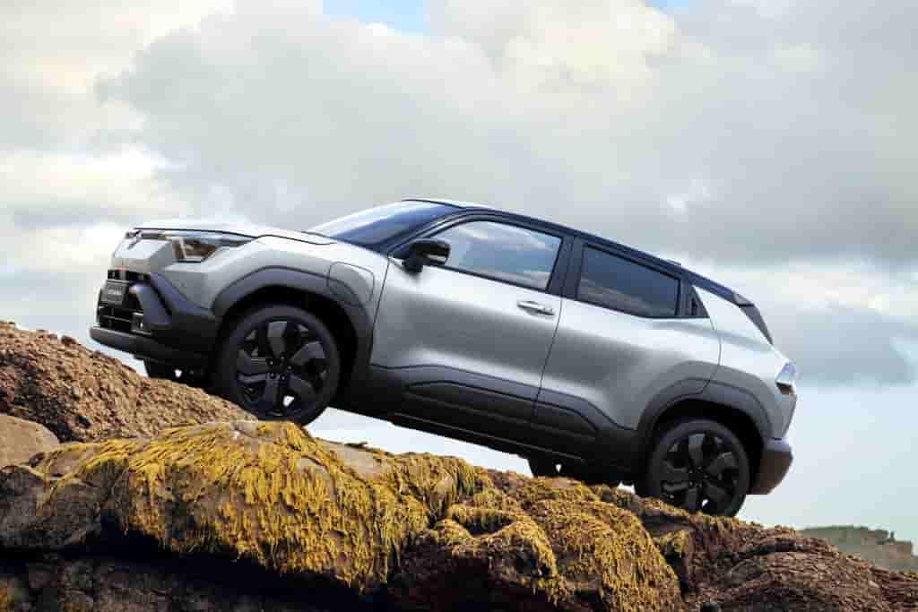 Suzuki e Vitara 5