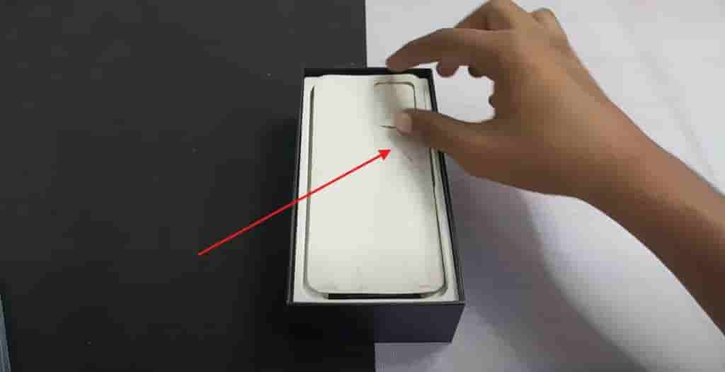 Fake Unboxxing of Edge 60 Ultra