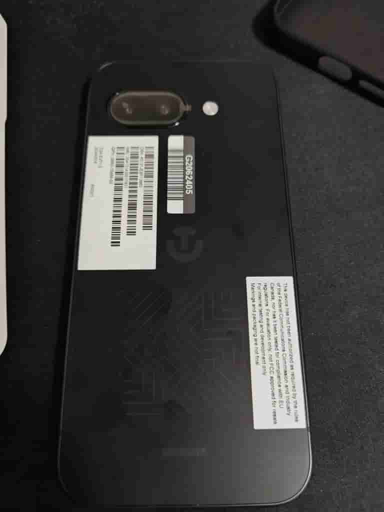 Google Pixel 9a - Prototype (2)