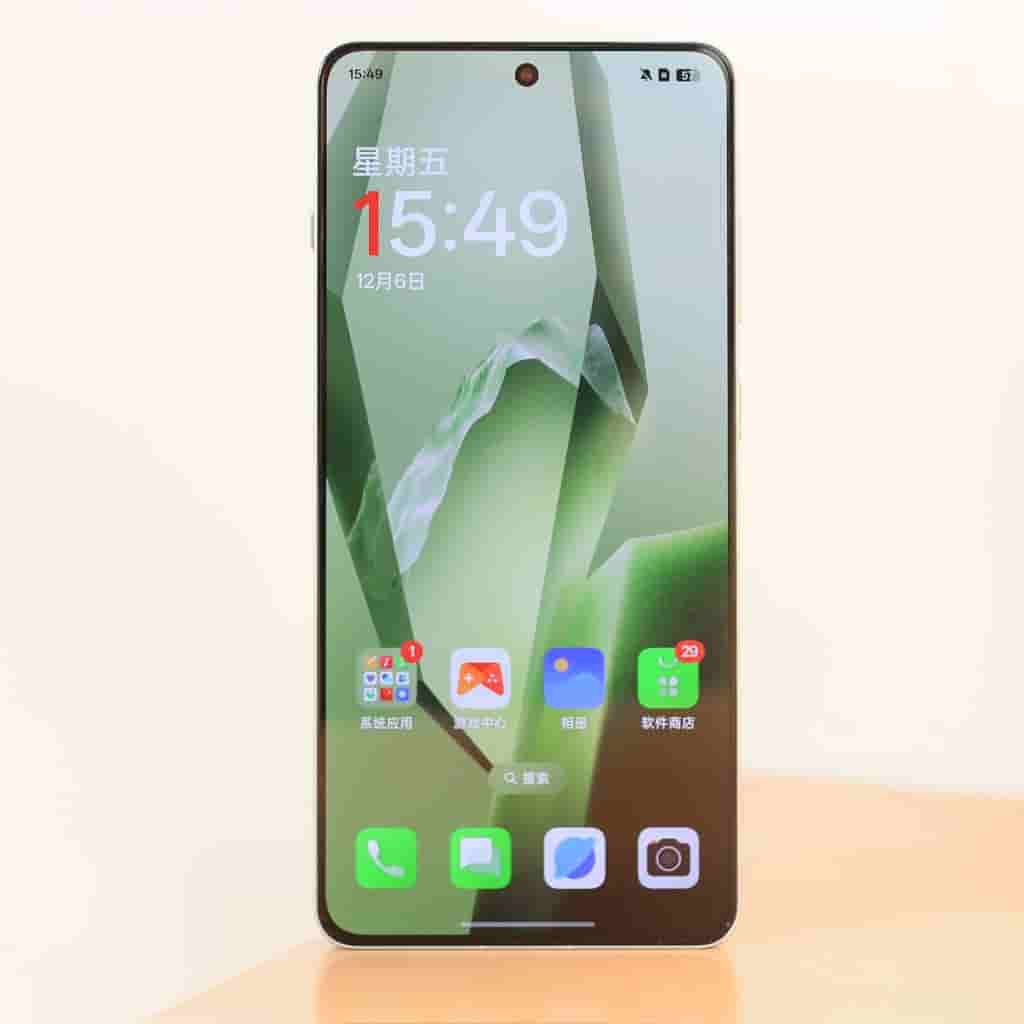 OnePlus Ace 5 - Real Life Image (1)