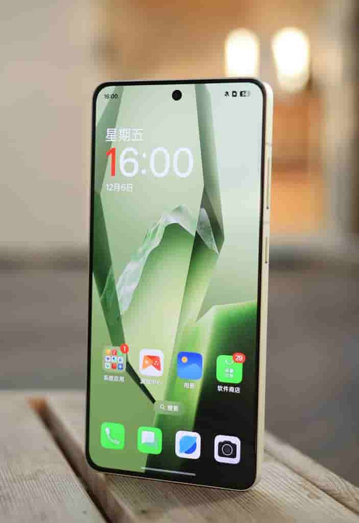 OnePlus Ace 5 - Real Life Image (2)