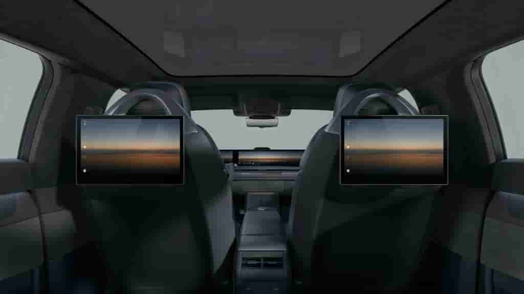 AFEELA_1_Signature_Interior_black_3
