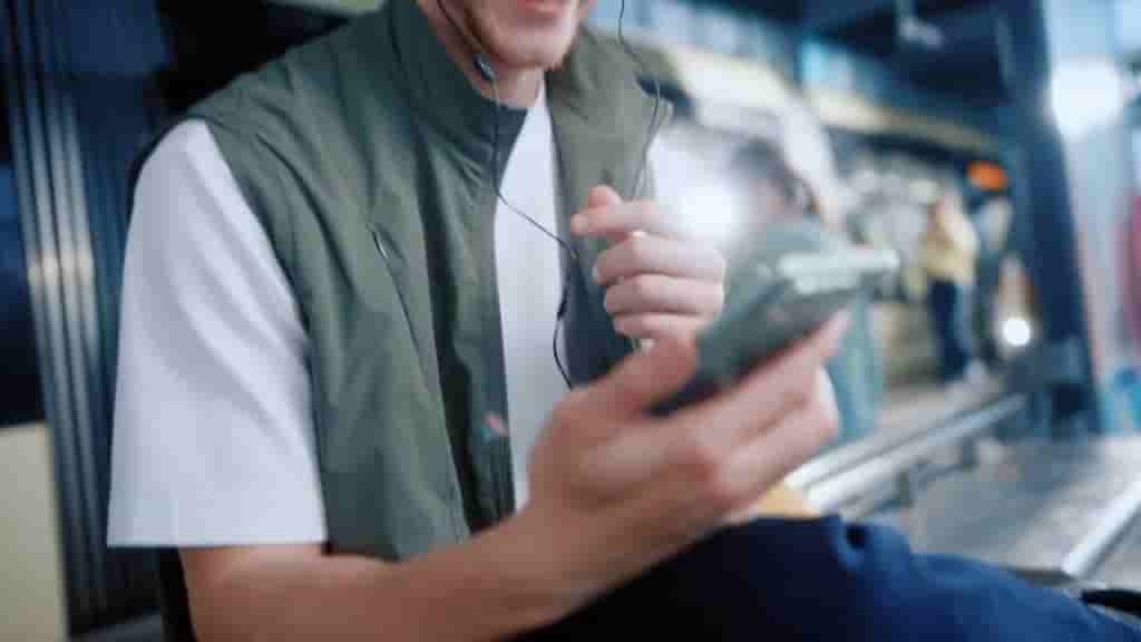 ASUS Zenfone 12 Ultra - Revealed Image (3)