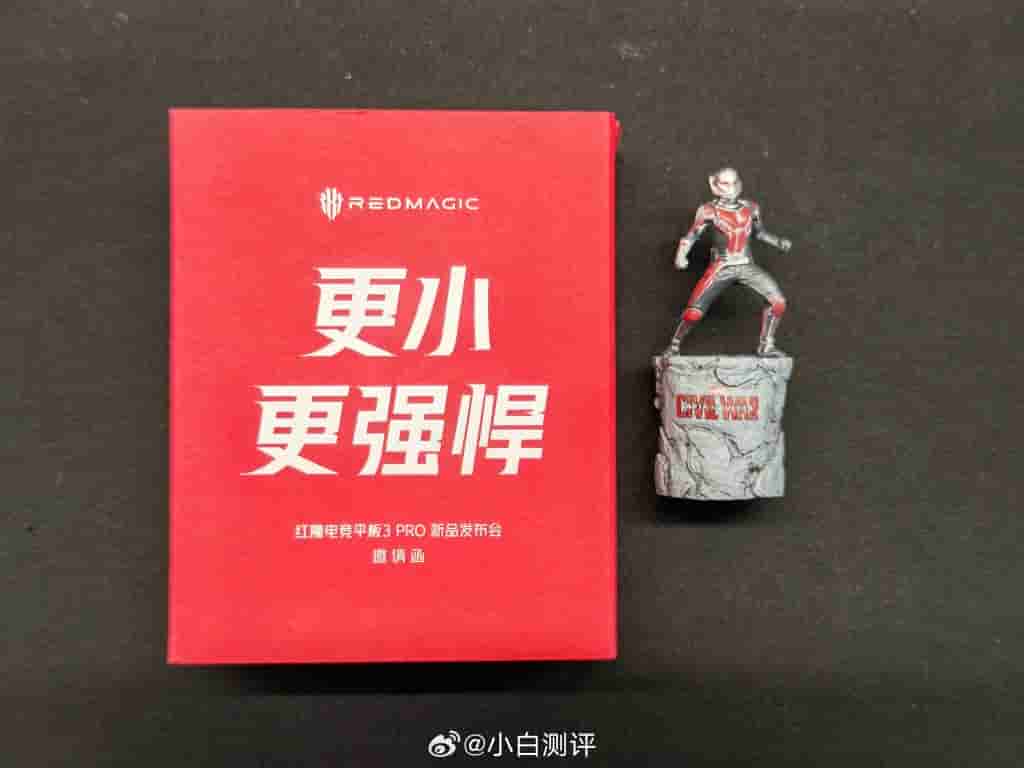 RedMagic Gaming Tablet 3 Pro - Ant Man Figurine (2)