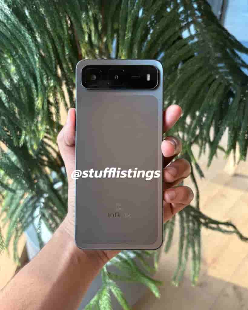 Infinix HOT 60i in Sleek Black (2)
