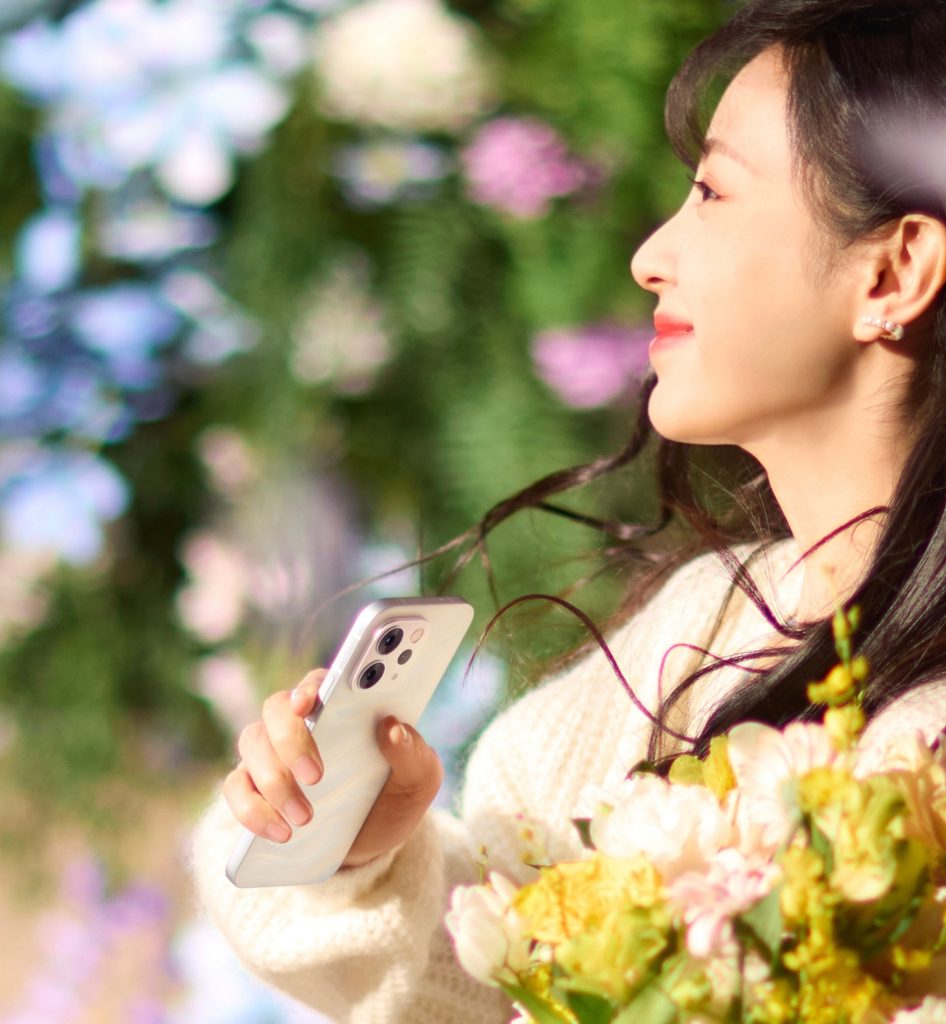 Vivo S50 Series - In-Hand Image