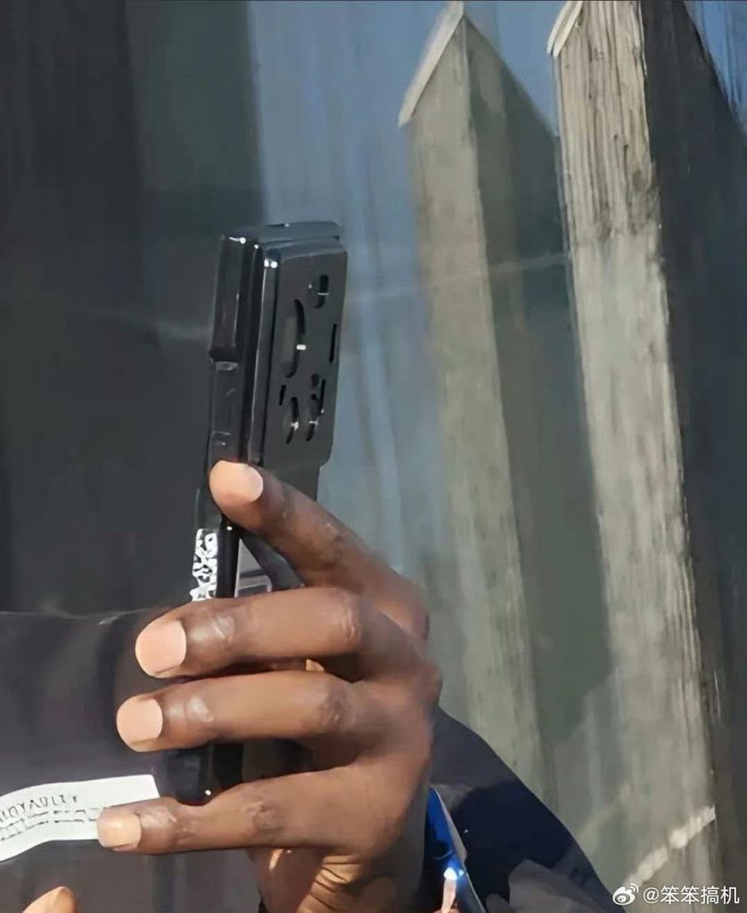 Xiaomi 17 Ultra Spy Shots (3)